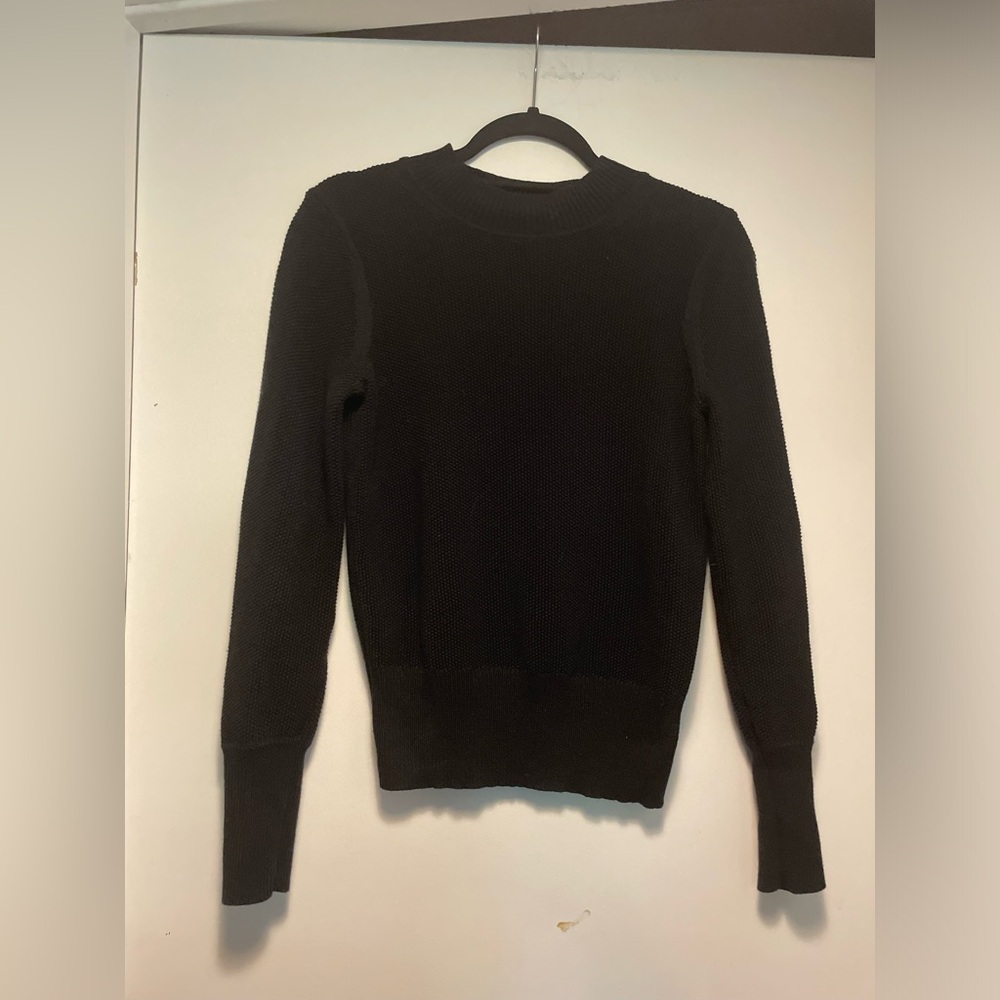 GAP Beautiful black classic long sleeve sweater Size Small (S) Ladies